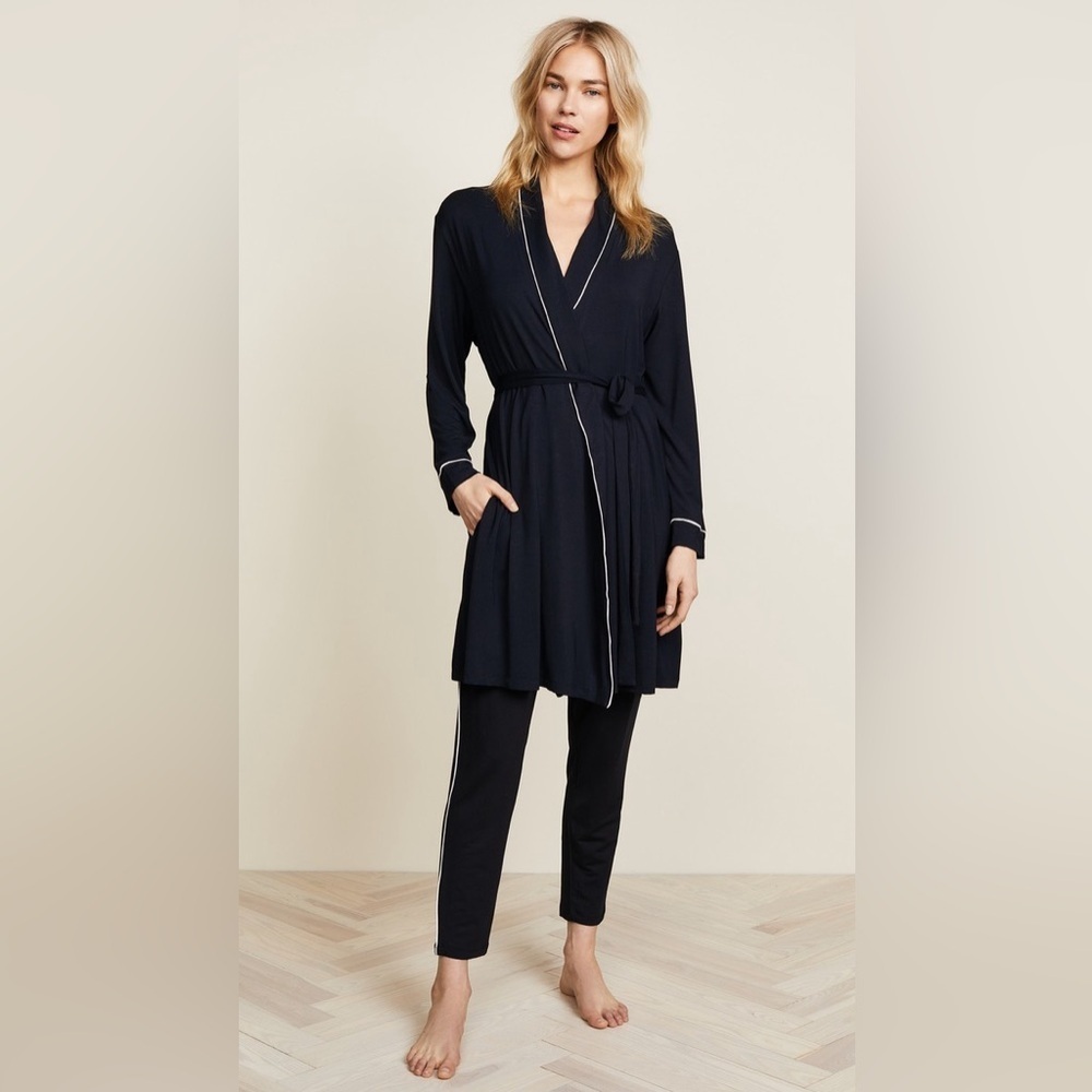 Eberjey Gisele Tuxedo Robe in black with white piping Large